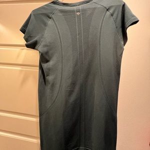 Lululemon Women’s Swiftly Tech Short Sleeve